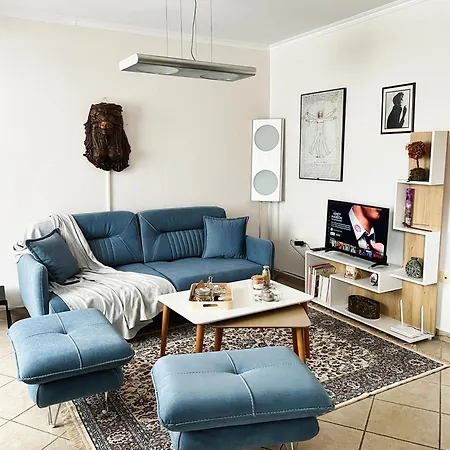 Apartamento Sunny Central One-bedroom *